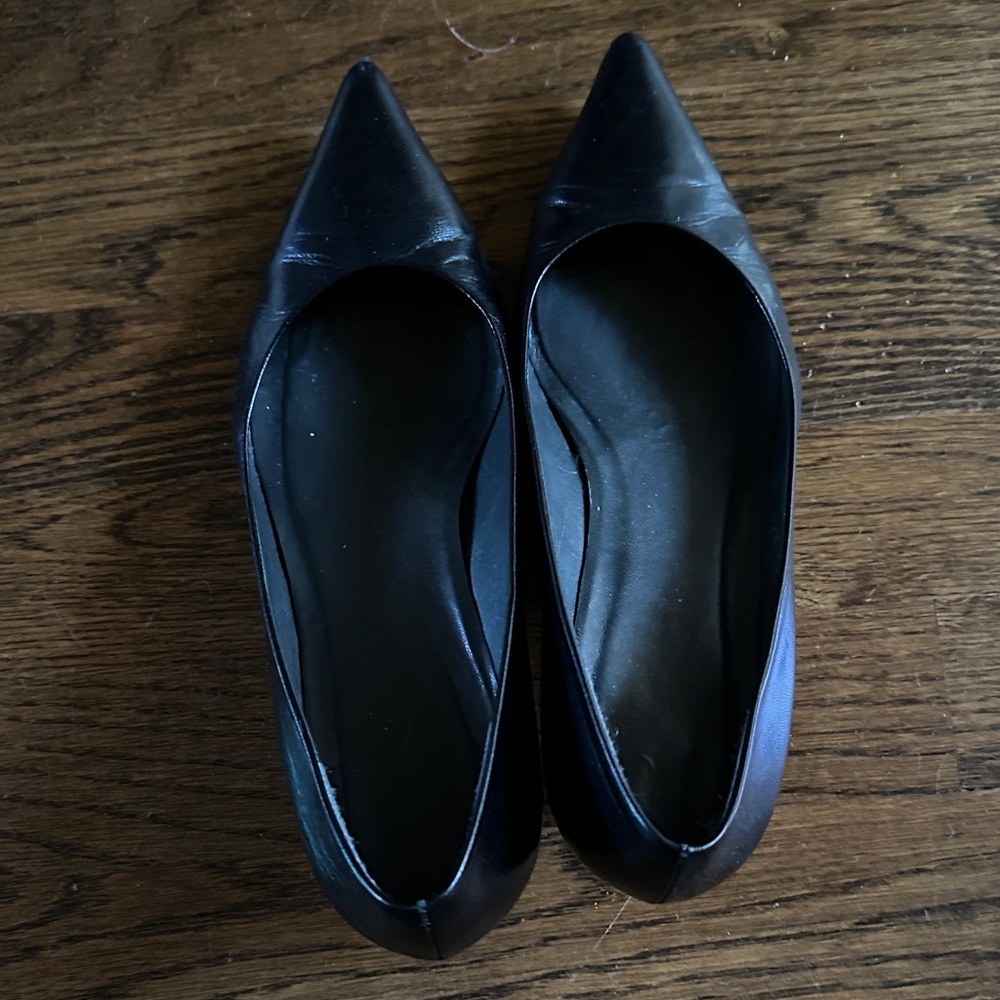 Stuart Weitzman Classic Black Pointed Heels